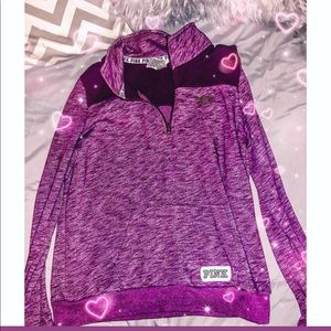 PINK sweatshirt worn once!! So soft ;)